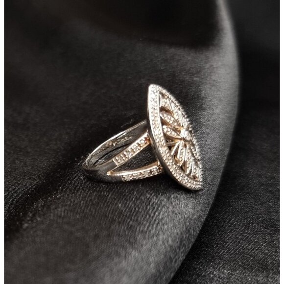 Moissanite 925 Sterling Silver Size 6.5 Stunning Floral Design - Picture 4 of 4